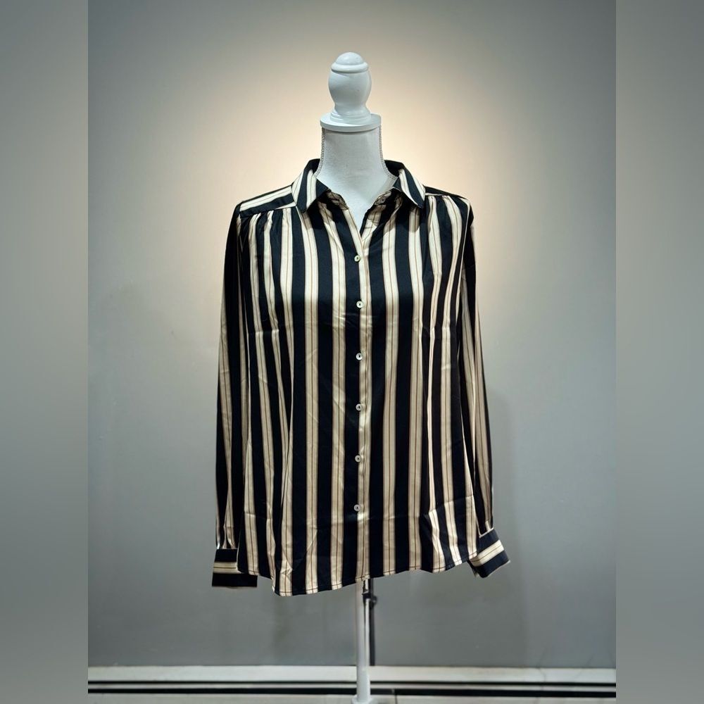 SALE! Cream/Black Haver & Blair Striped Blouse Size M EUC